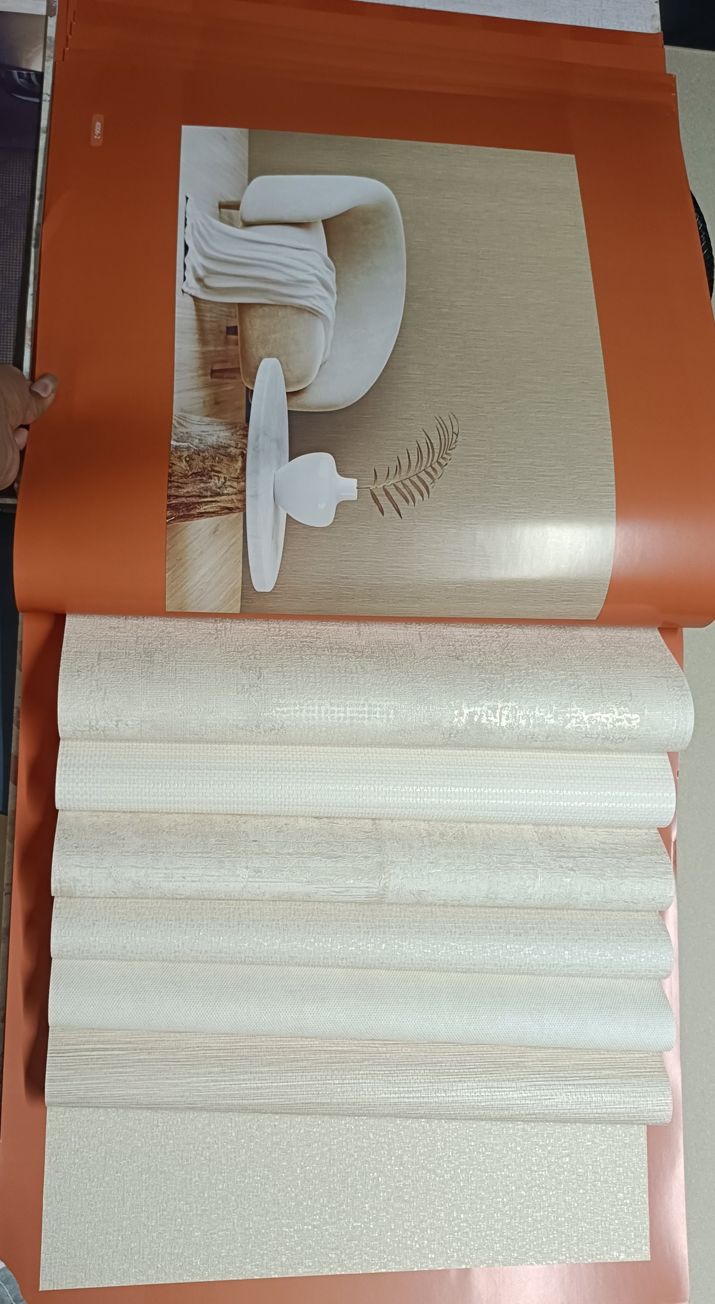 Cream shade plain wallpaper - 10 Meter Roll (Width 21")